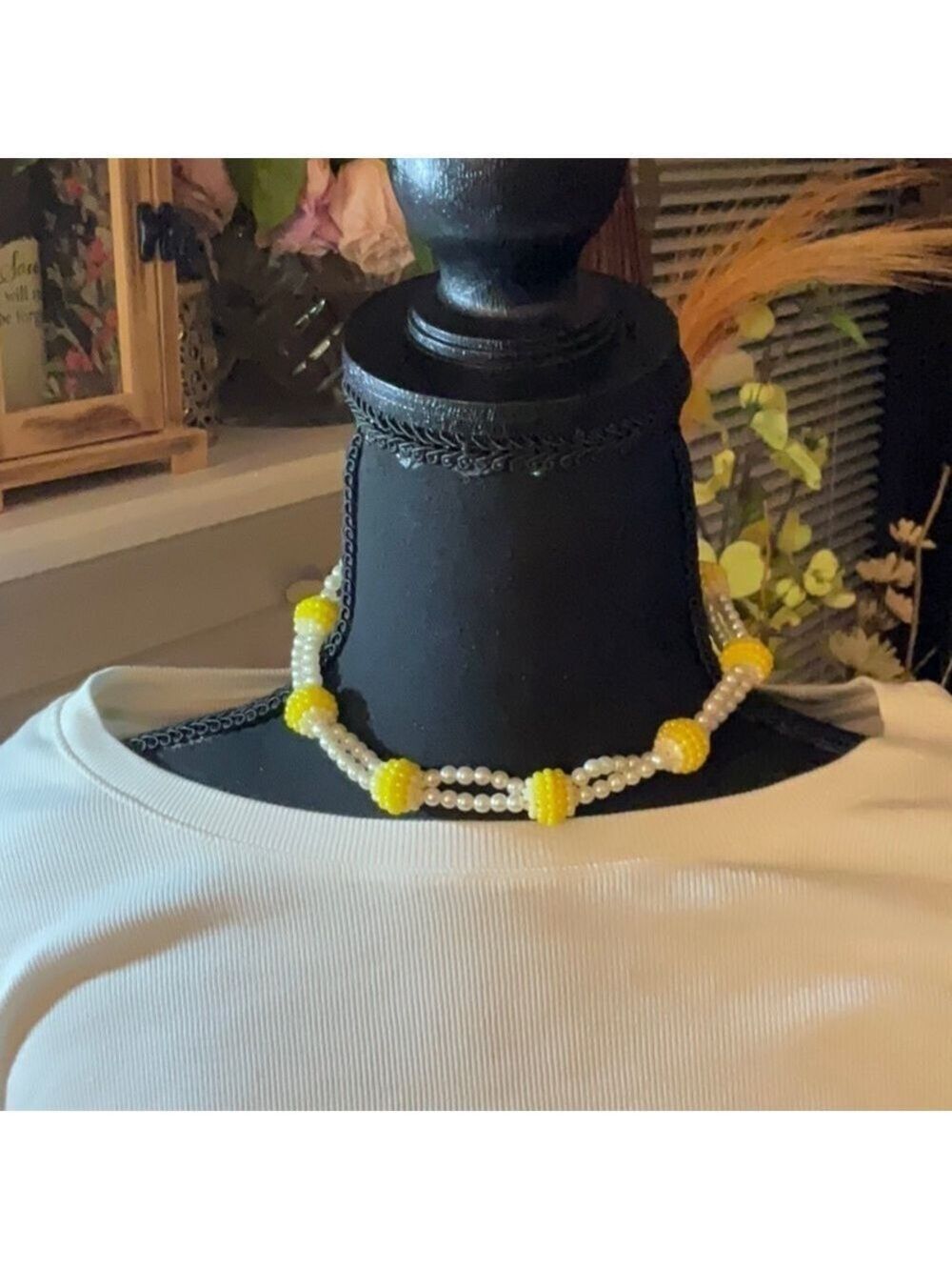 Vintage Faux Pearl Yellow Beads Necklace